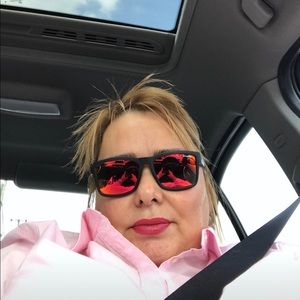 Meet your Posher, Doris